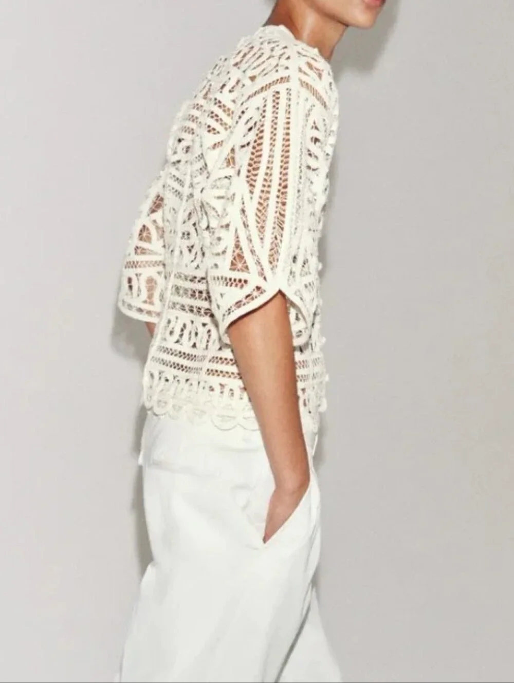 Zara Zw Collection Sheer Lace Crochet Short-Sleeve Top in Cream Sz-M